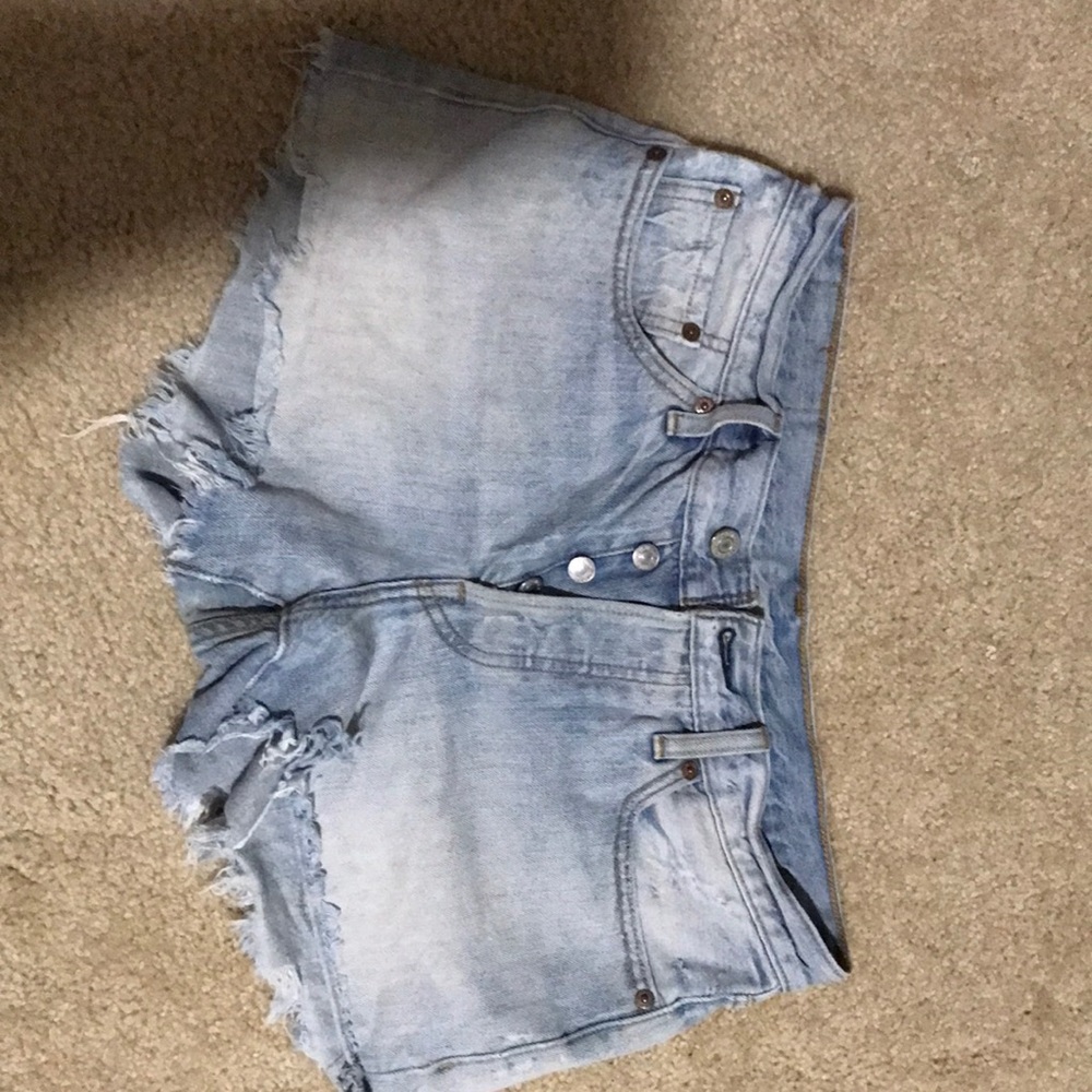 Levi Jean shorts size 27